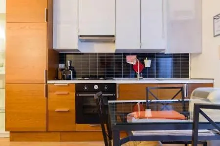 Nice And Cheap Flat In Porta Venezia Apartman Milánó