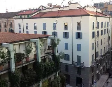 Nice And Cheap Flat In Porta Venezia Apartman Milánó