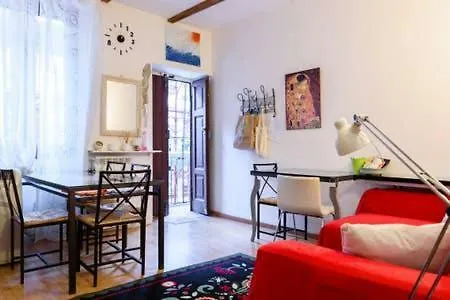 Nice And Cheap Flat In Porta Venezia * Milánó